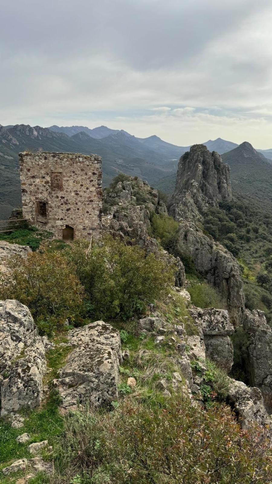 Alma De Villuercas Vendégház Cabañas del Castillo Kültér fotó
